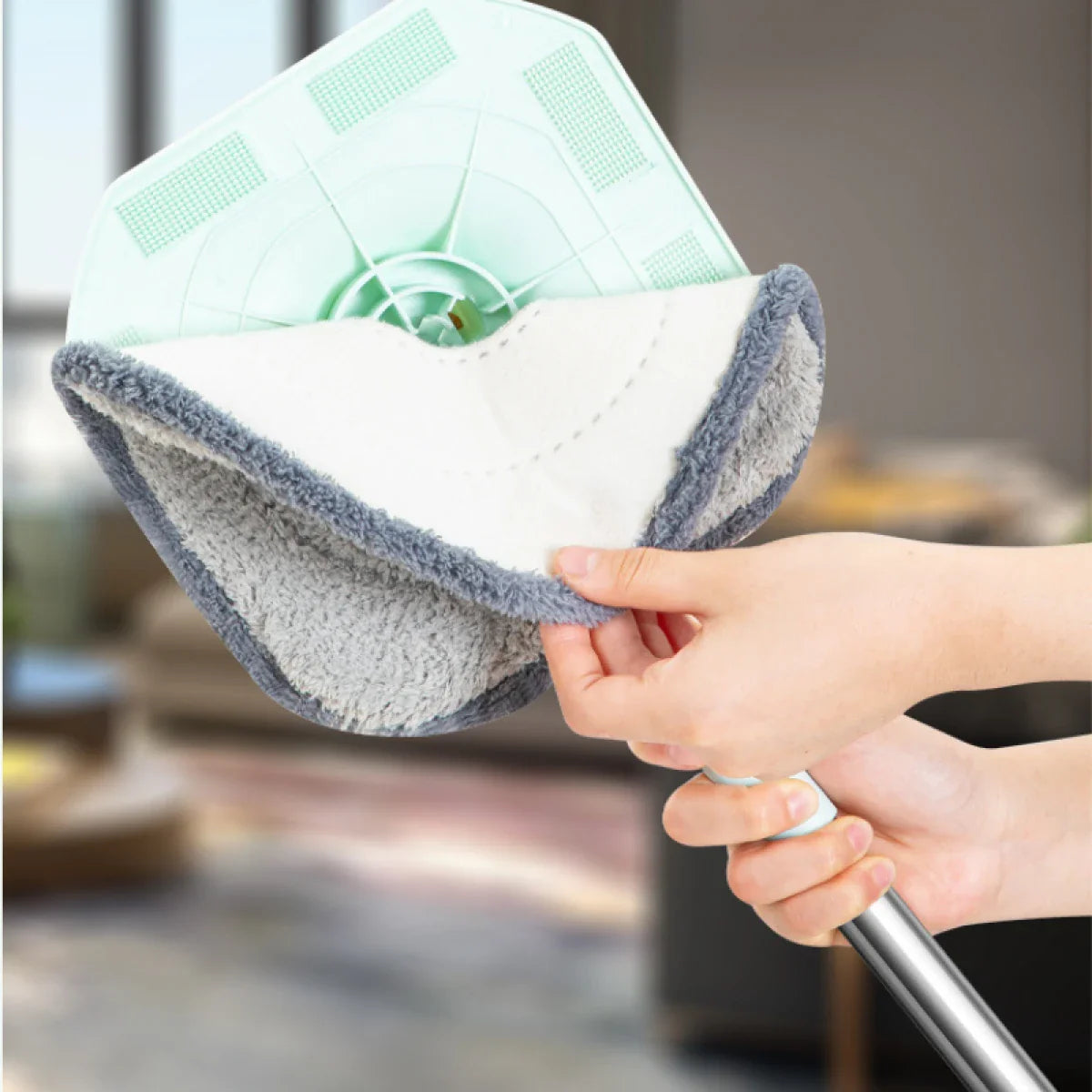 SimpluAcasa™ Set mop rotativ 360° cu galeata centrifuga — Confort Practic Pentru Casa Ta