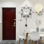 SimpluAcasa™ Ceas decorativ de perete metal cu pendul 60x60 cm design — Confort Practic Pentru Casa Ta