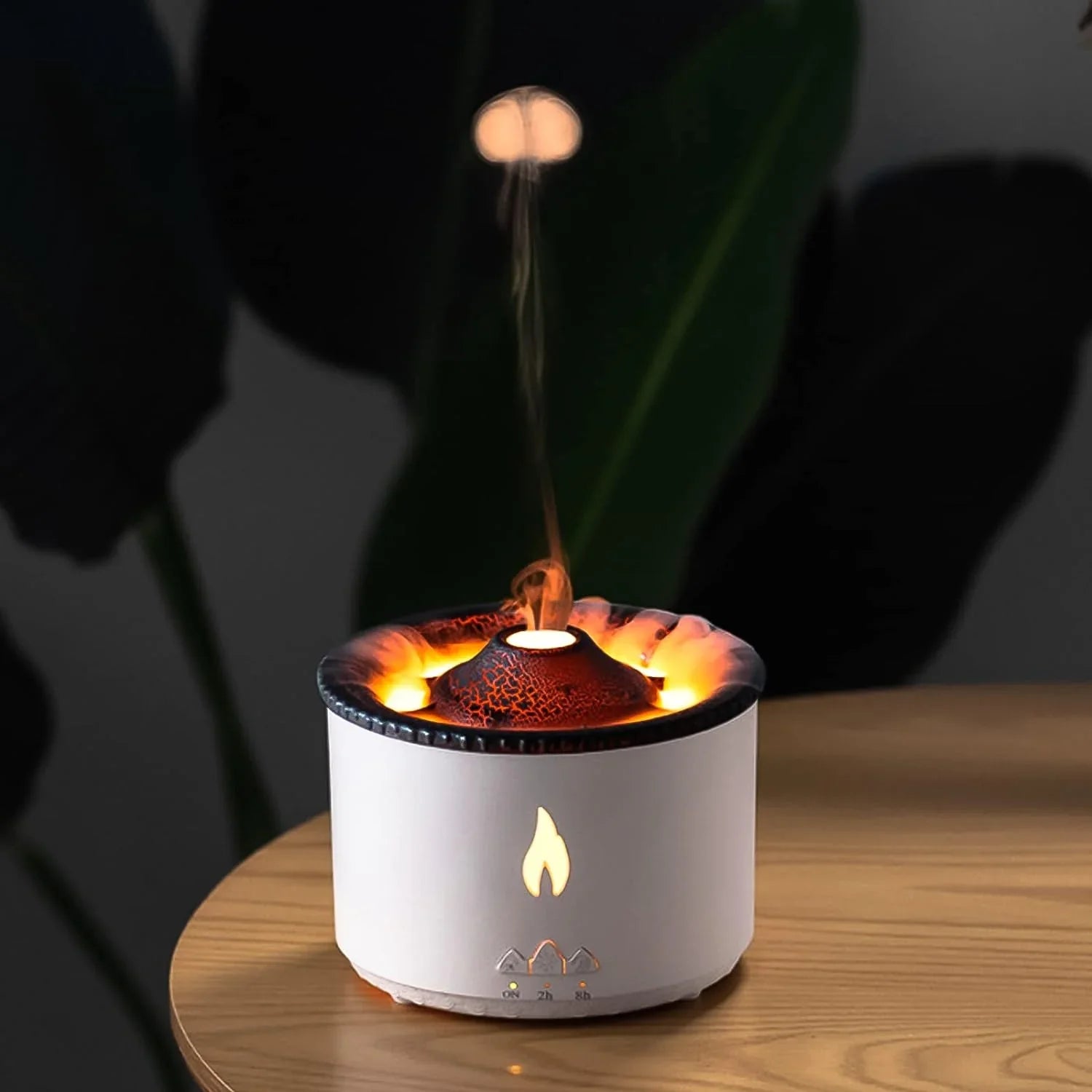 Difuzor de arome in forma de vulcan, imita flacara vulcanica, 2 culori, control telecomanda, temporizator, alimentare priza, 360ml, alb Imagine principală a produsului