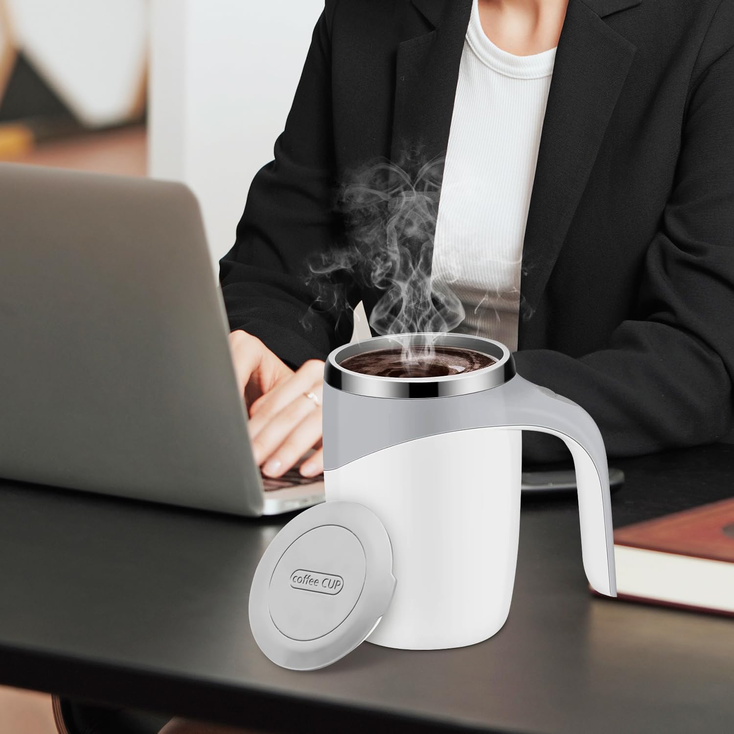 Cana inteligenta tip termos cu amestecare automata, 380 ml, ideala pentru cafea, ceai, ciocolata calda, lapte, shake proteic Imagine principală a produsului