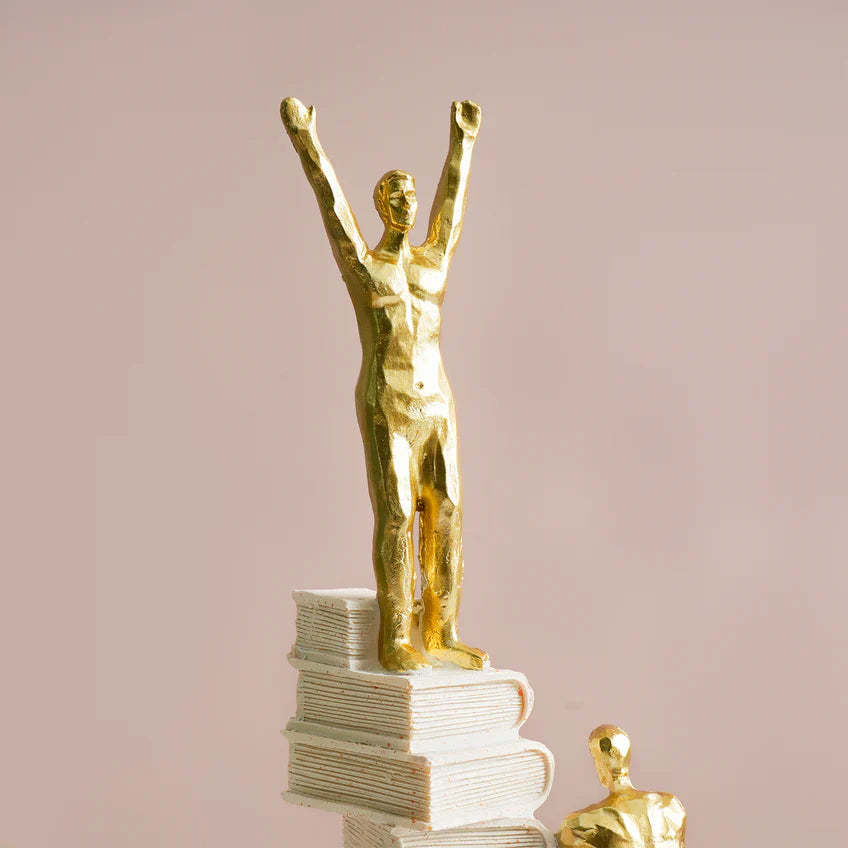 SimpluAcasa™ decorativa “Books ” – simbol al succesului prin cunoastere si — Confort Practic Pentru Casa Ta