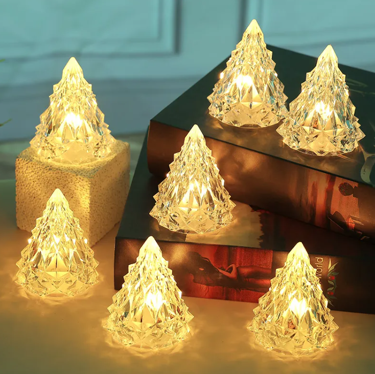 Set 12 Ornamente de Craciun in forma de bradut, 8 cm Imagine principală a produsului